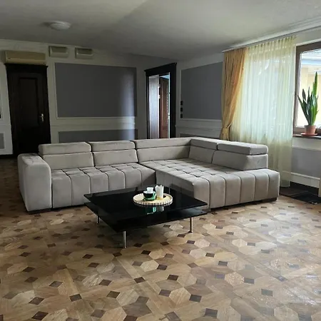 Lägenhet Center Penthouse